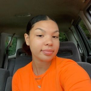 Meet your Posher, Destiny